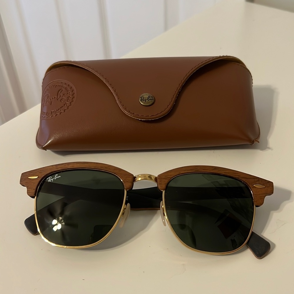 Ray ban Clubmasters with wood frame